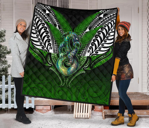 manaia-mythology-premium-quilt-silver-fern-maori-tattoo