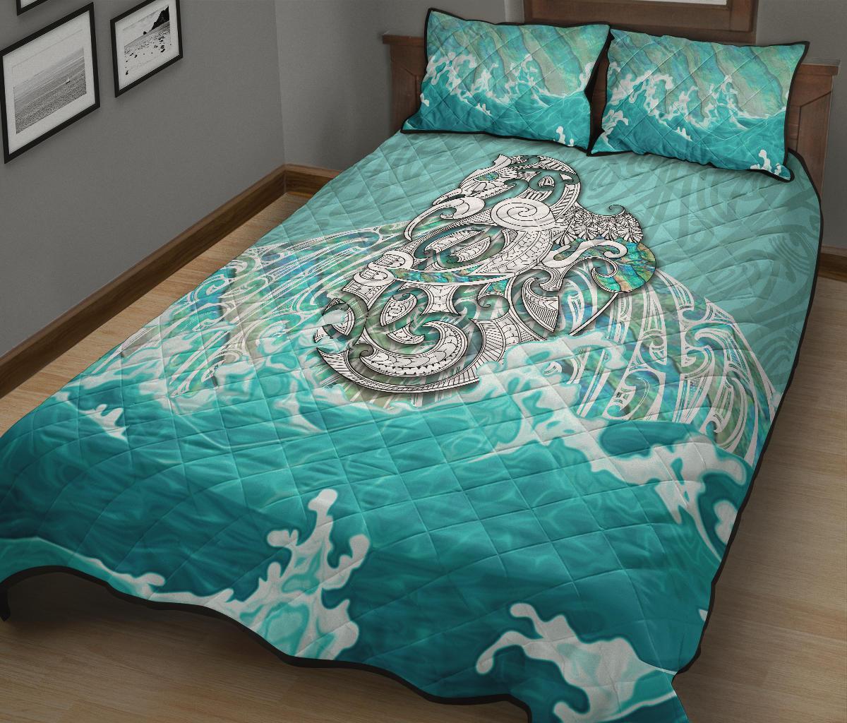 maori-manaia-the-blue-sea-quilt-bed-set-turquoise