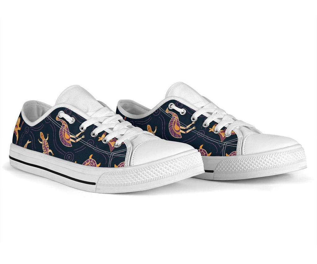 low-top-shoes-indigenous-animals-patterns