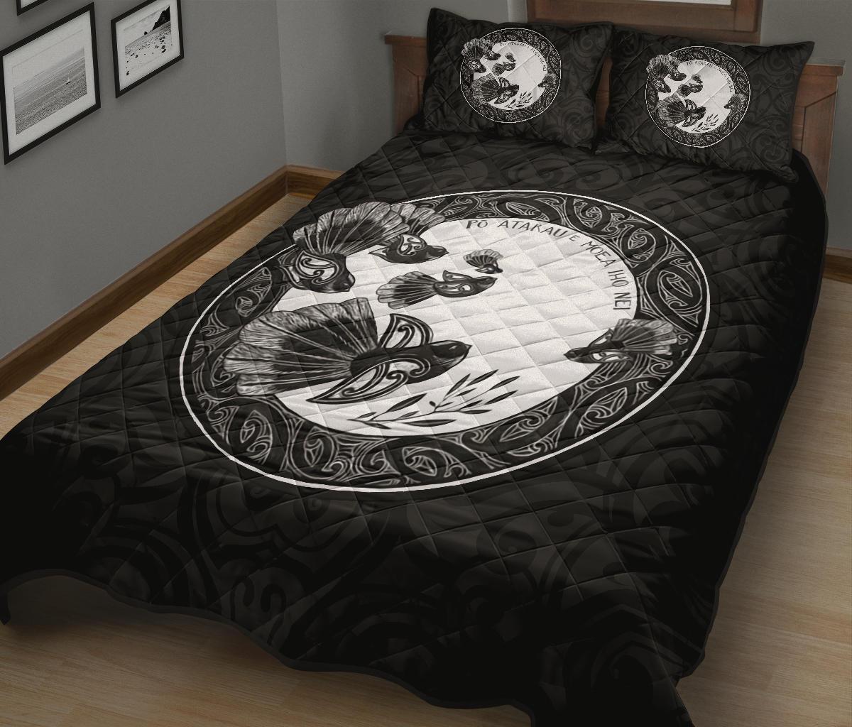 new-zealand-fantails-quilt-bed-set