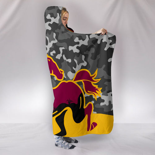 custom-personalised-brisbane-broncos-hooded-blanket-anzac-day-camo-style