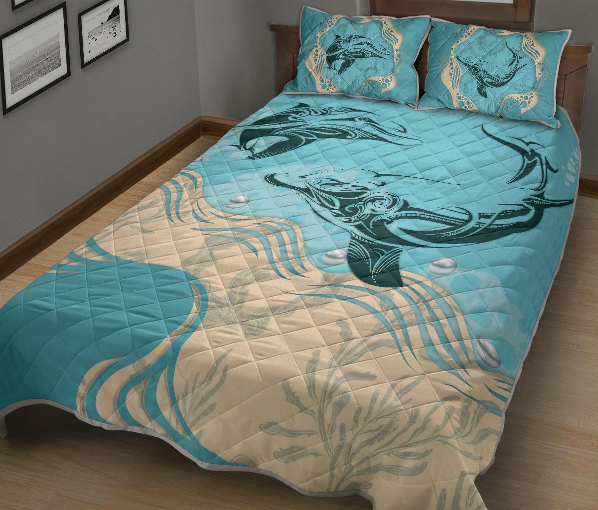 dolphin-pearl-quilt-bed-set