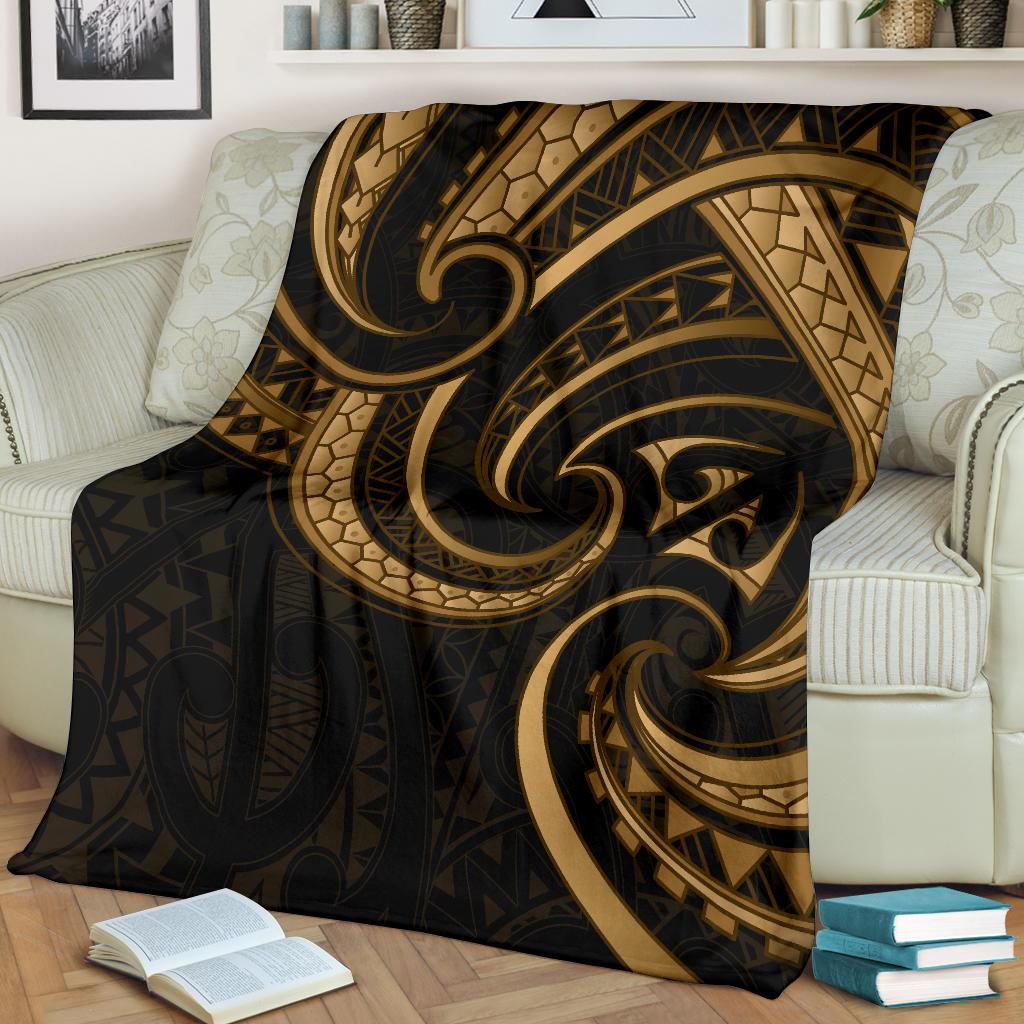 new-zealand-maori-mangopare-premium-blanket-polynesian-gold