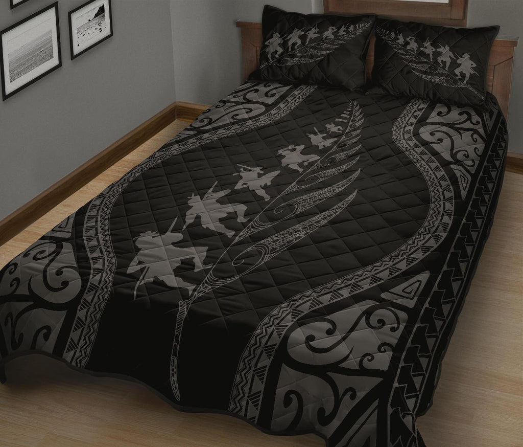 new-zealand-haka-fern-quilt-bed-set-grey