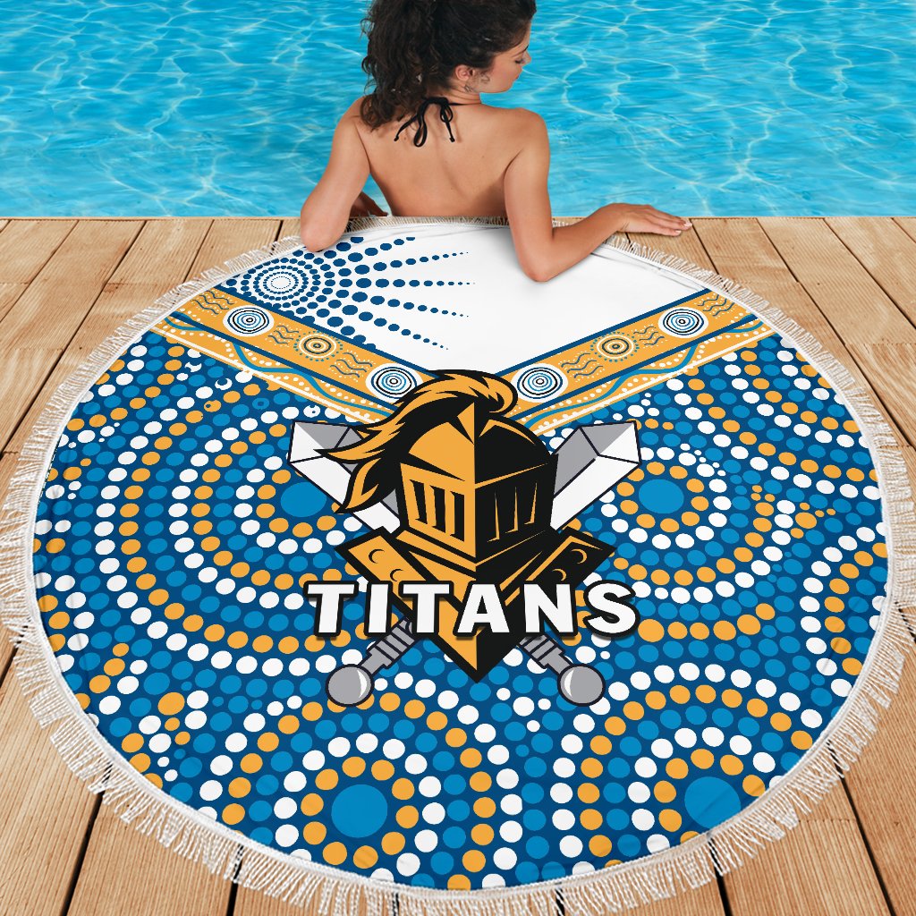 titans-knight-beach-blanket-gold-coast