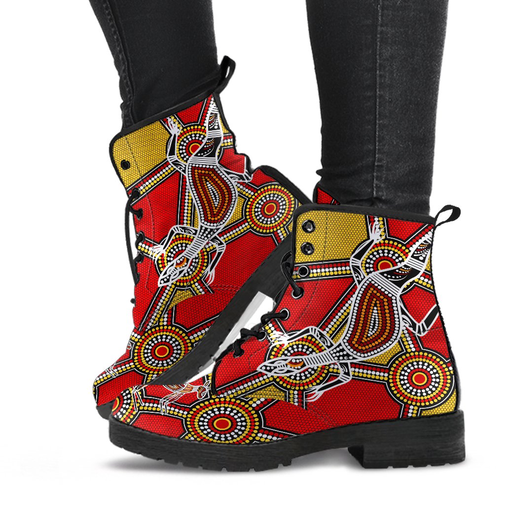 aboriginal-leather-boots-kangaroo-dot-painting-patterns