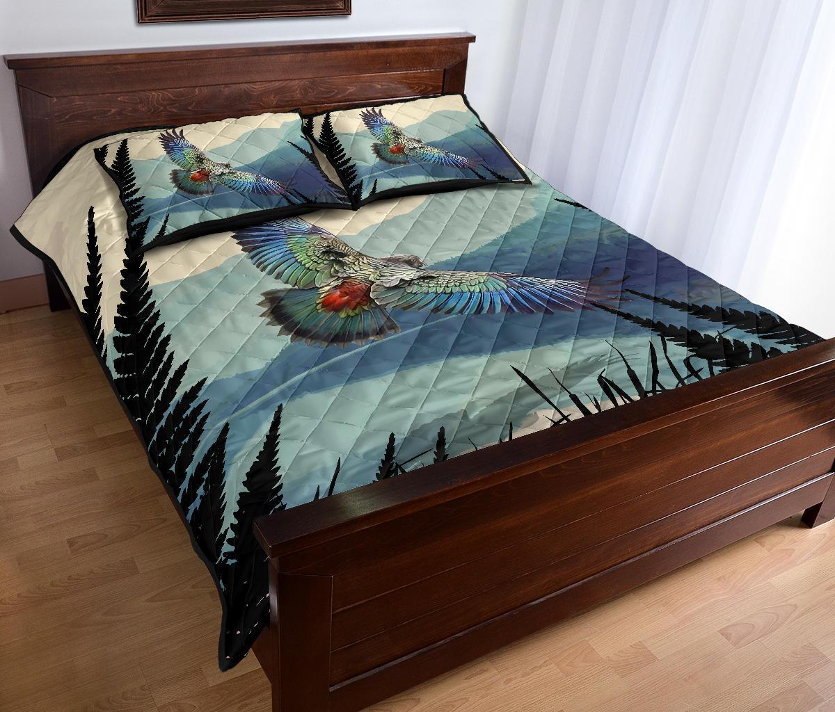 flying-kea-parrot-new-zealand-quilt-bed-set