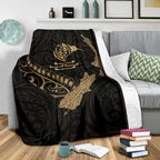 new-zealand-heart-premium-blanket-map-kiwi-mix-silver-fern-gold