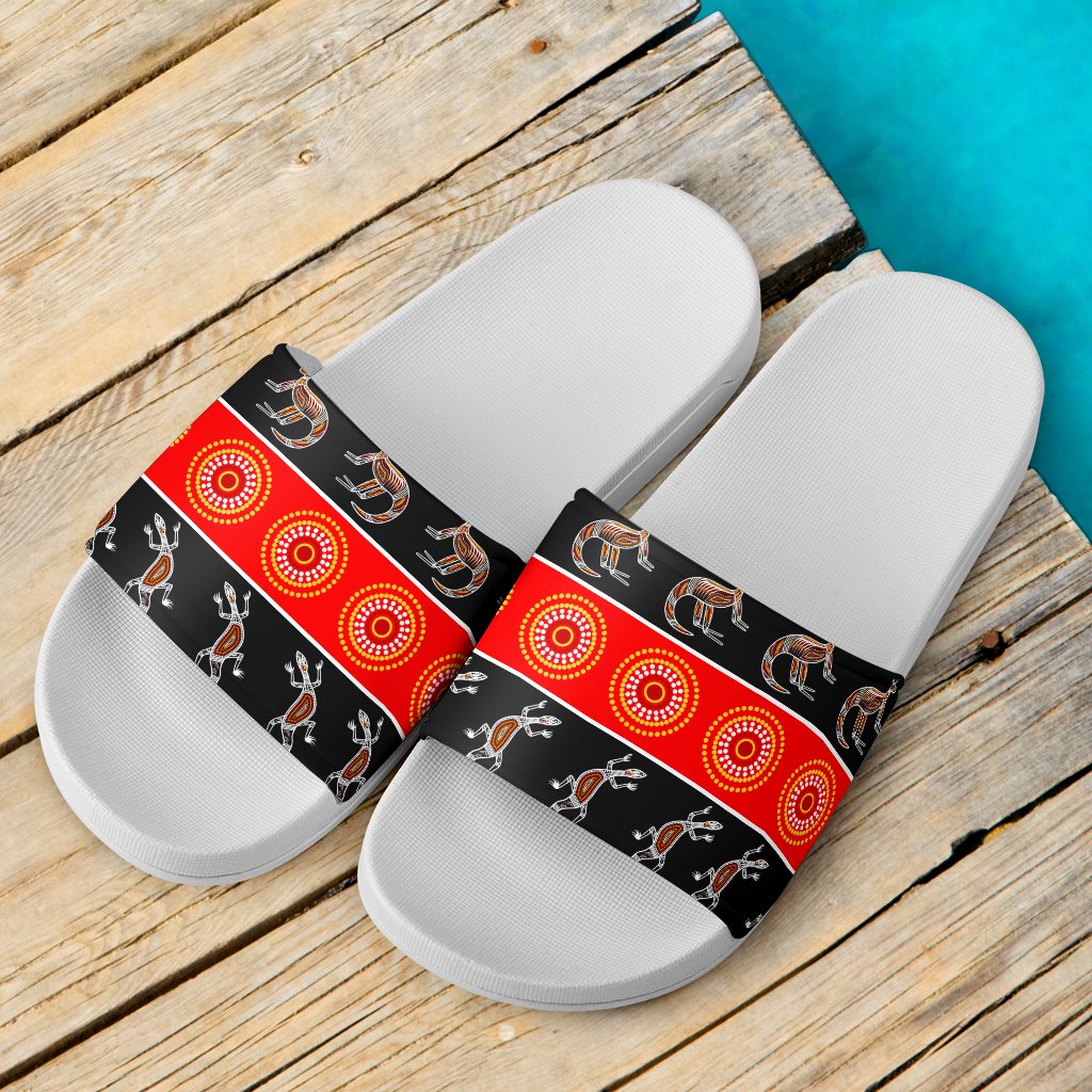 aboriginal-slide-sandals-aboriginal-kangaroo-and-lizard-white