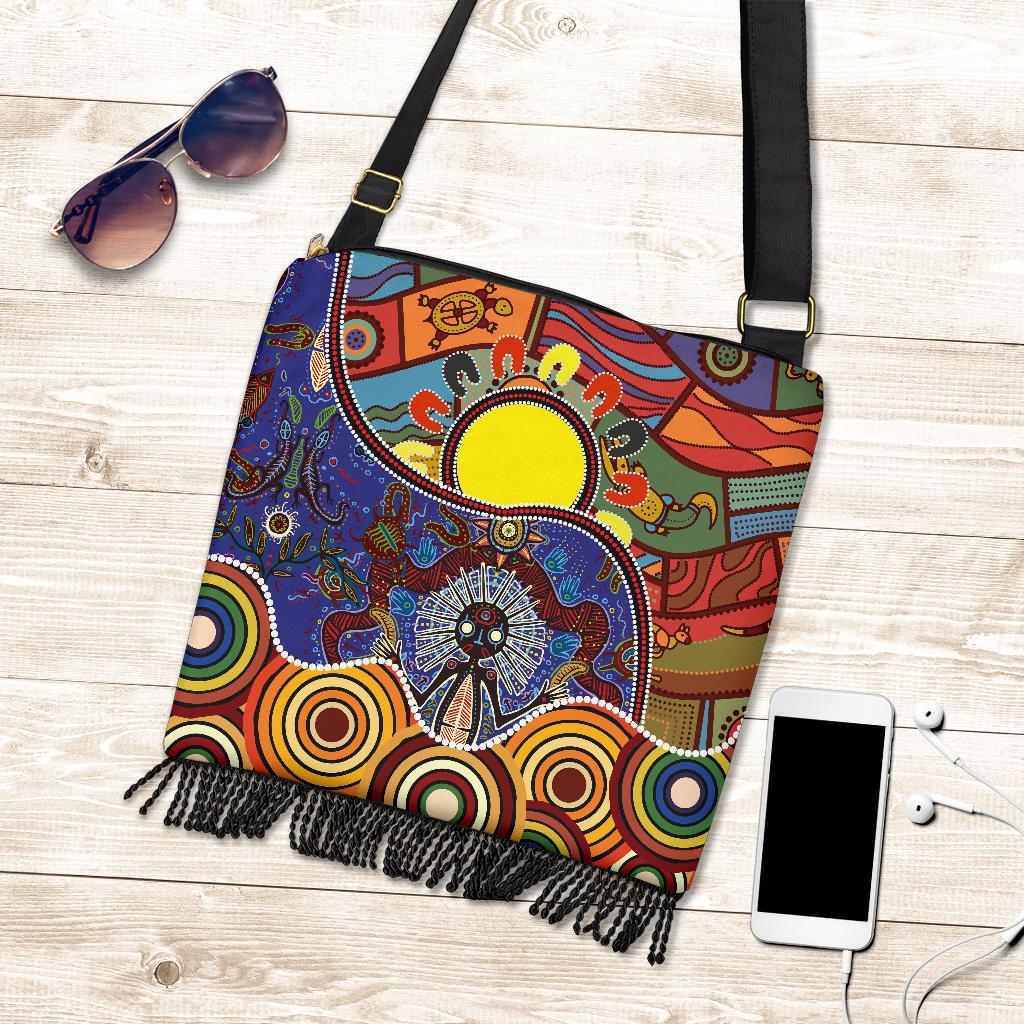boho-handbags-shaman-people-and-animals