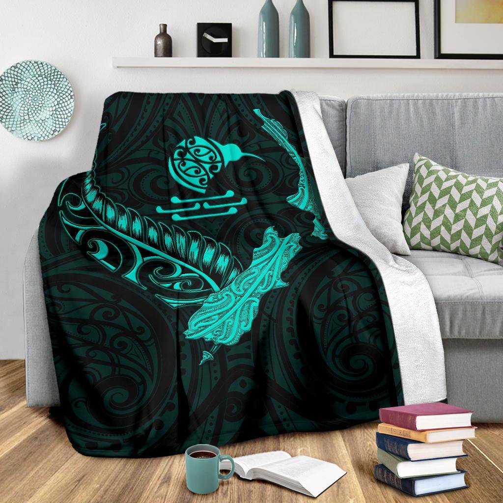 new-zealand-heart-premium-blanket-map-kiwi-mix-silver-fern-turquoise