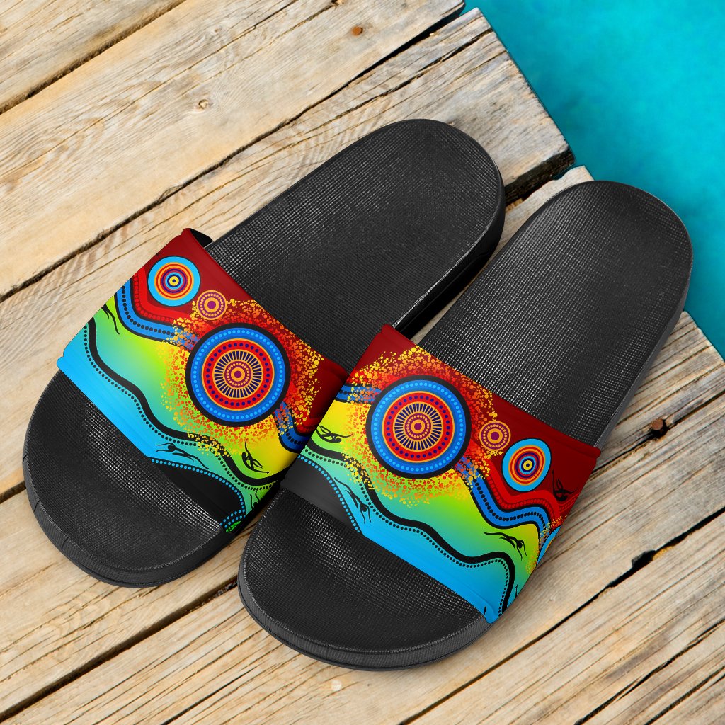 slide-sandals-flowers-circle-dot-painting-blue-dream-black