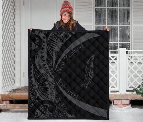 new-zealand-silver-fern-premium-quilt-maori-tattoo-circle-style