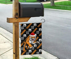 wests-christmas-flag-tigers-fancy