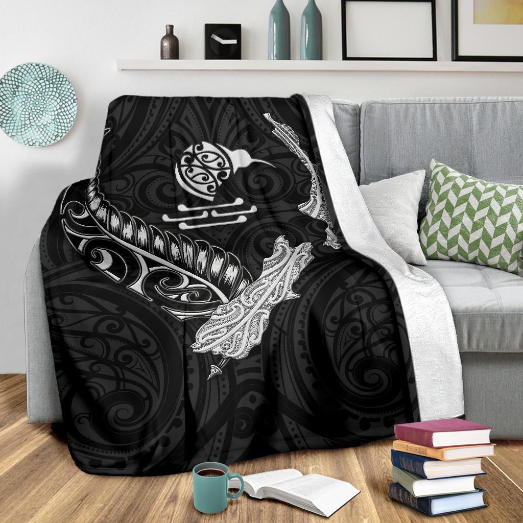 new-zealand-heart-premium-blanket-map-kiwi-mix-silver-fern-white