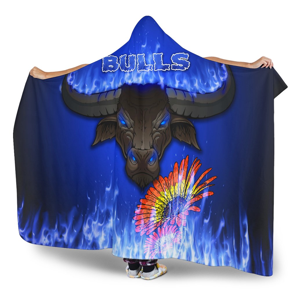 blue-hooded-blanket-bulls-barberton-daisy