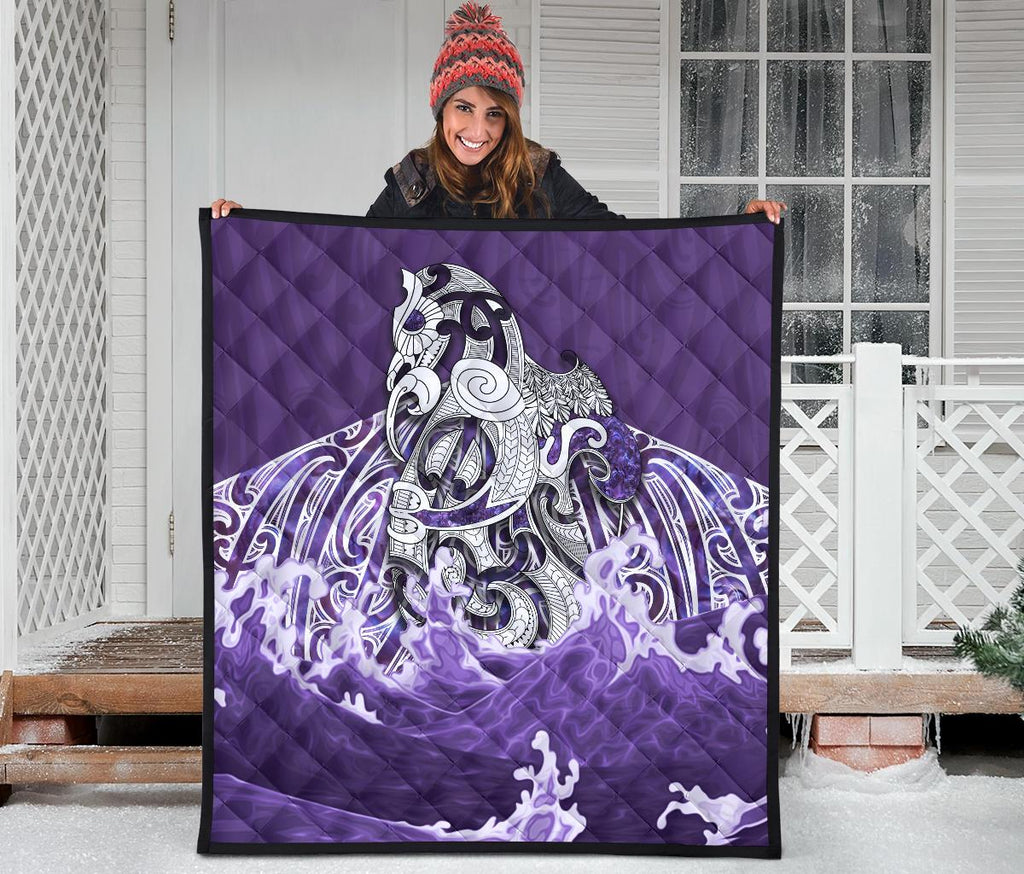 maori-manaia-the-blue-sea-premium-quilt-purple