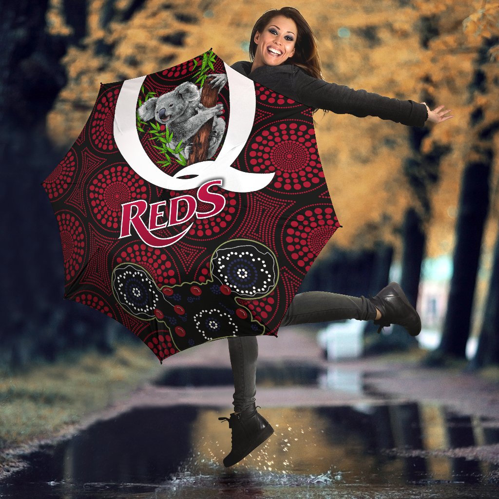 queensland-umbrella-reds-rugby-koala