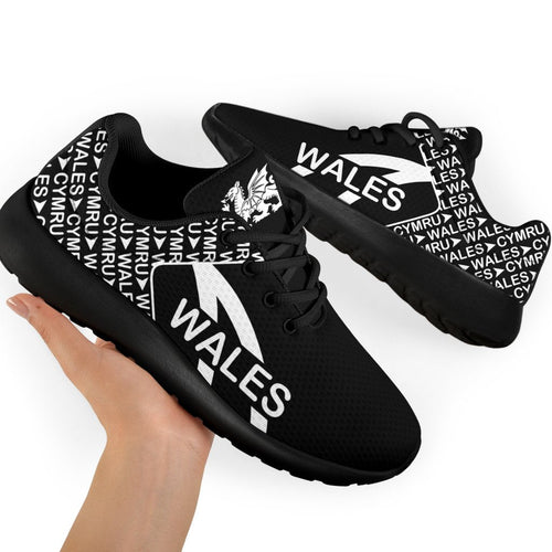 wales-sporty-sneakers-transit-style