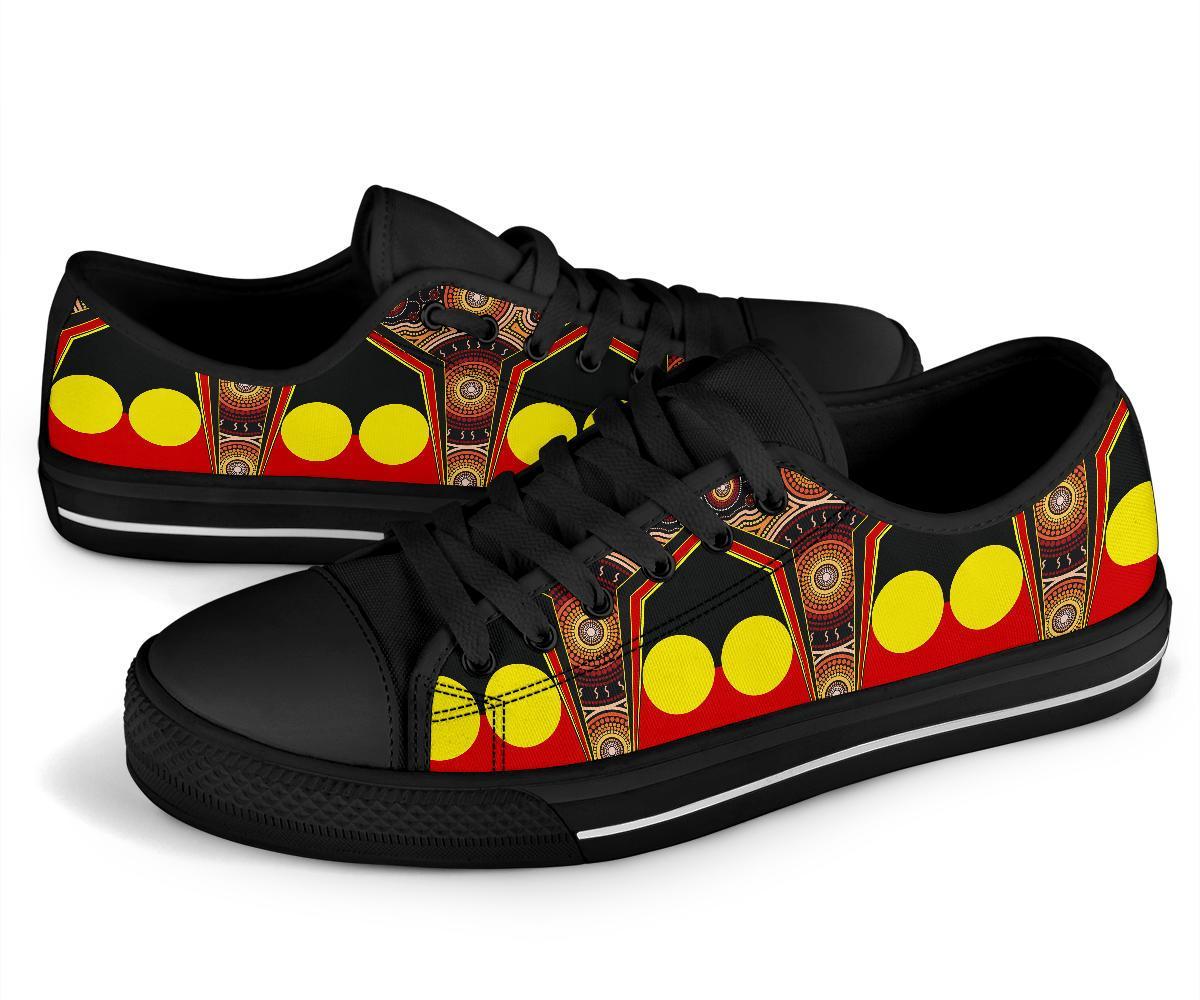 low-top-shoe-aboriginal-with-dot-painting-art