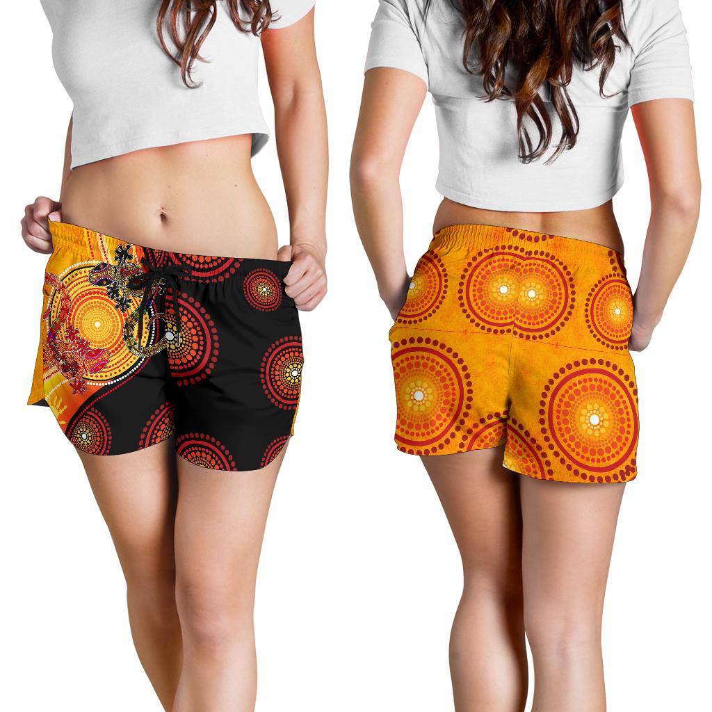 Aboriginal Personalised Women's Shorts - Couple Aboriginal Lizards - Vibe Hoodie
