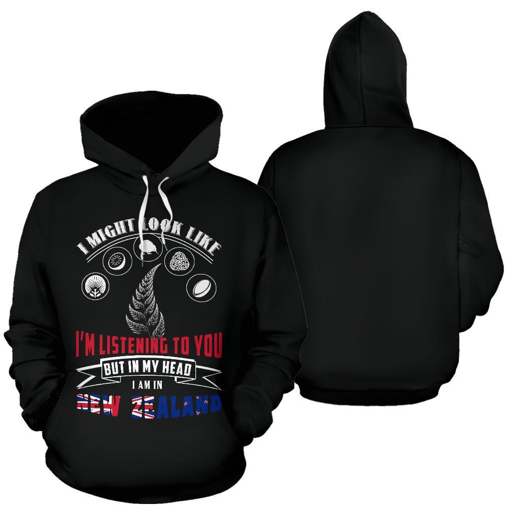 in-my-head-im-in-new-zealand-hoodie