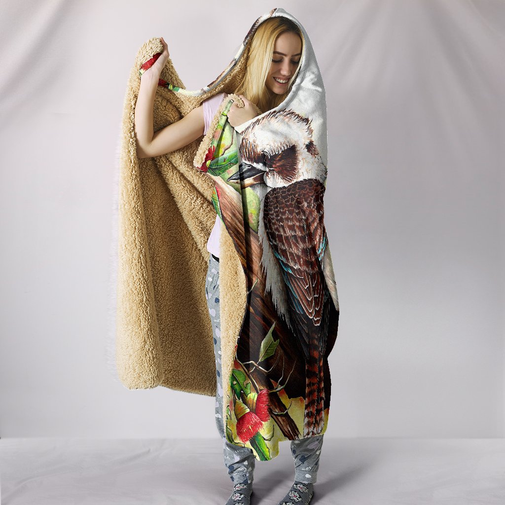 hooded-blanket-kookaburra-with-waratah