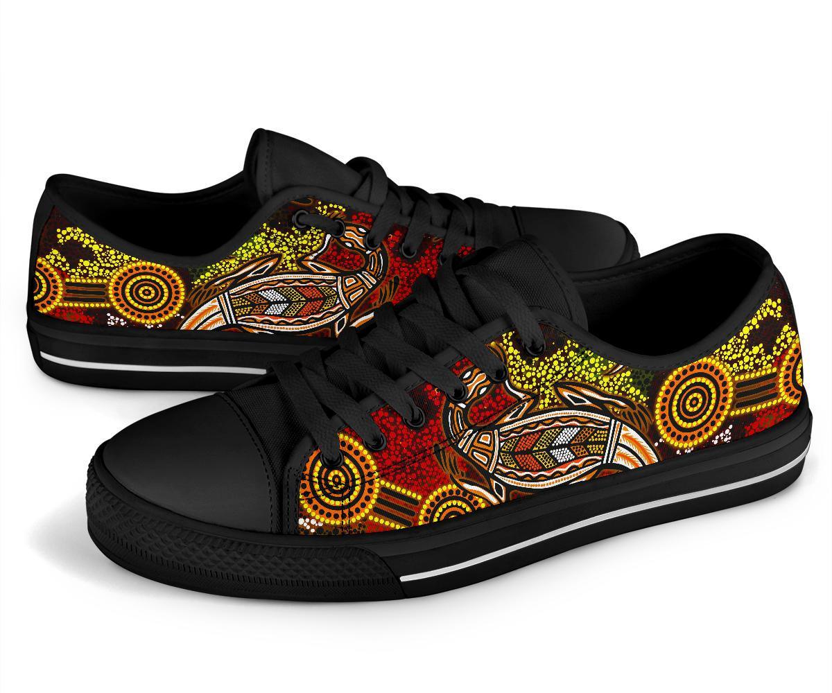 aboriginal-low-top-shoe-kangaroo-and-lizard-dot-painting-art-bn18