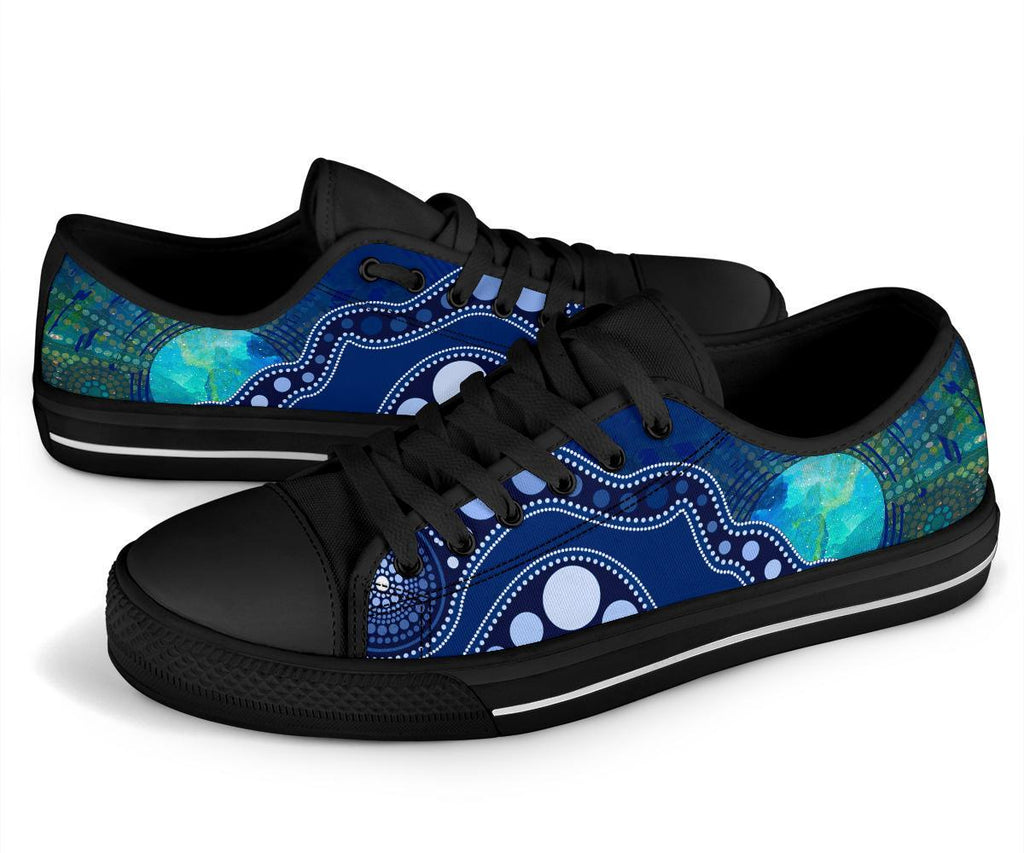 aboriginal-low-top-shoe-australia-indigenous-flag-circle-dot-painting-art-blue
