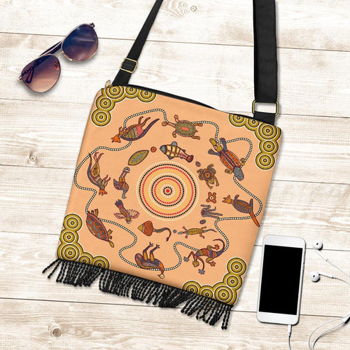 aboriginal-boho-bags-australian-animals-cloak-circle-patterns