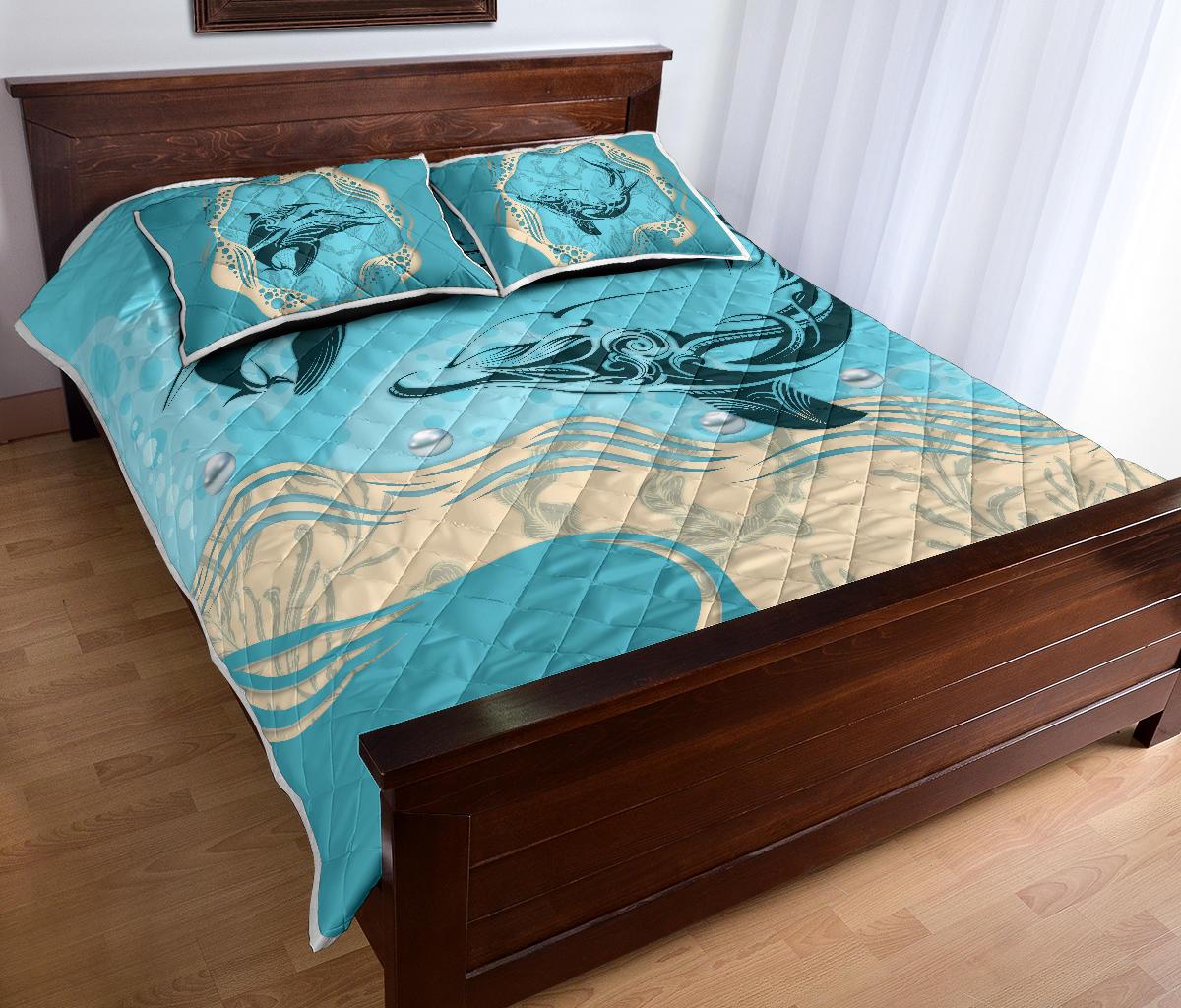dolphin-pearl-quilt-bed-set