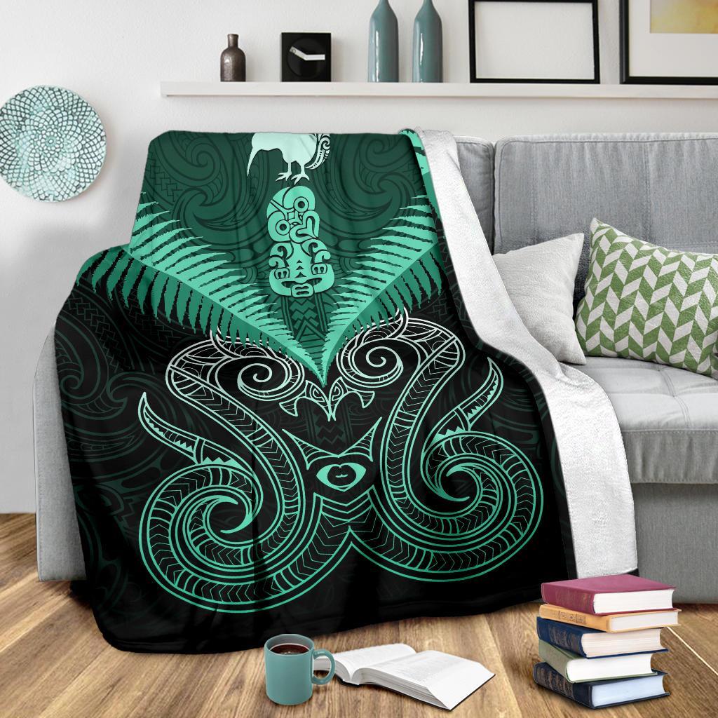 maori-manaia-new-zealand-premium-blanket-turquoise