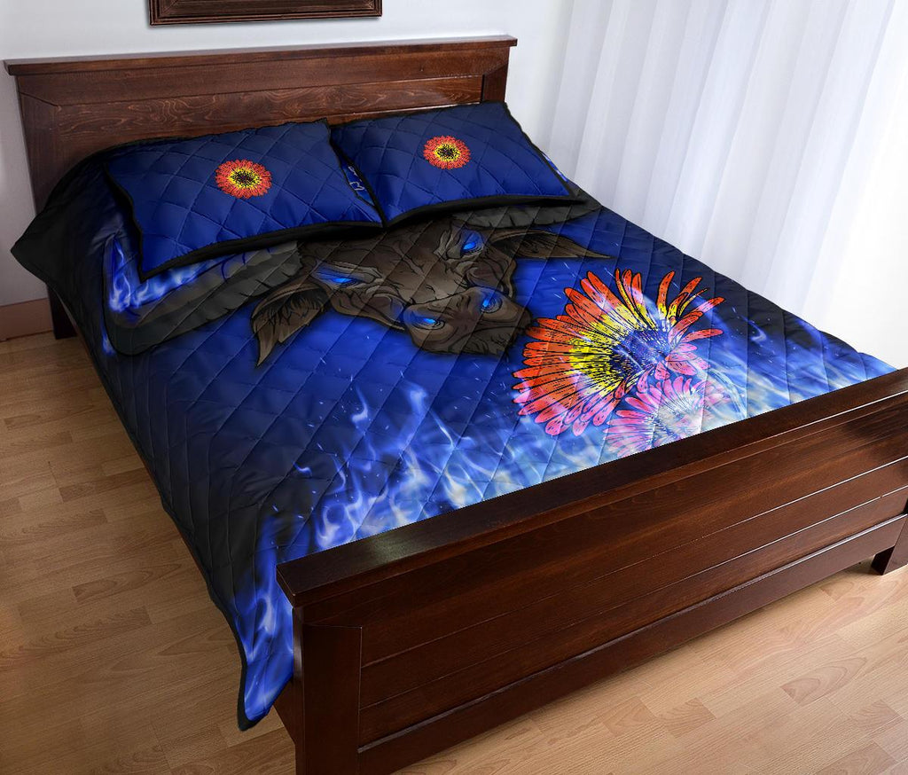 blue-quilt-bed-set-bulls-barberton-daisy