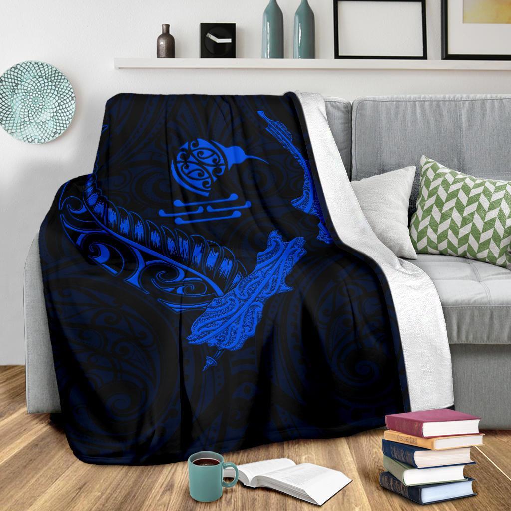 new-zealand-heart-premium-blanket-map-kiwi-mix-silver-fern-blue