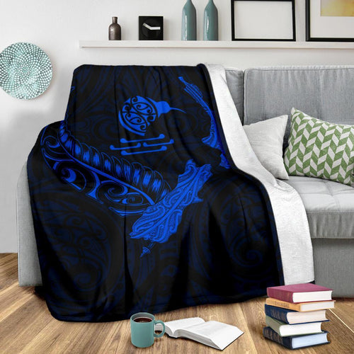new-zealand-heart-premium-blanket-map-kiwi-mix-silver-fern-blue