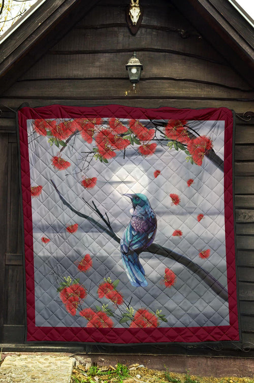 tui-bird-by-night-quilt