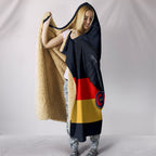 adelaide-hooded-blanket-original-crows