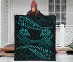 aotearoa-premium-quilt-turquoise-maori-manaia-with-silver-fern