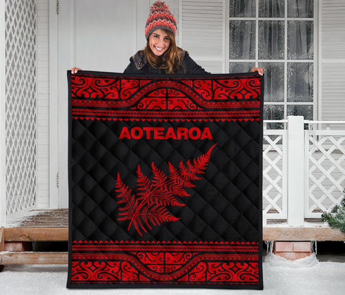 aotearoa-new-zealand-maori-premium-quilt-silver-fern-red