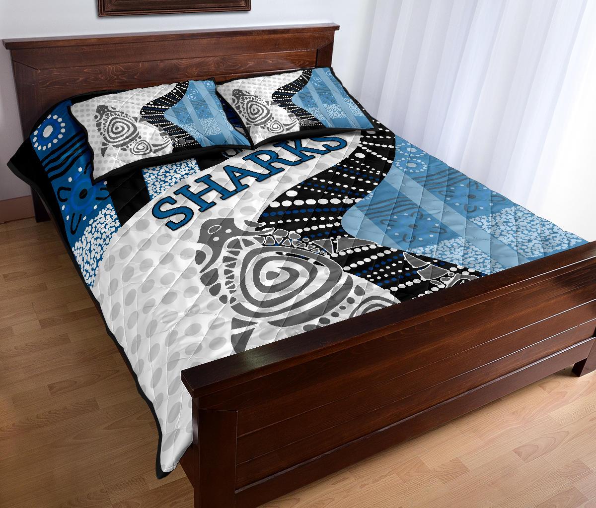 sharks-quilt-bed-set