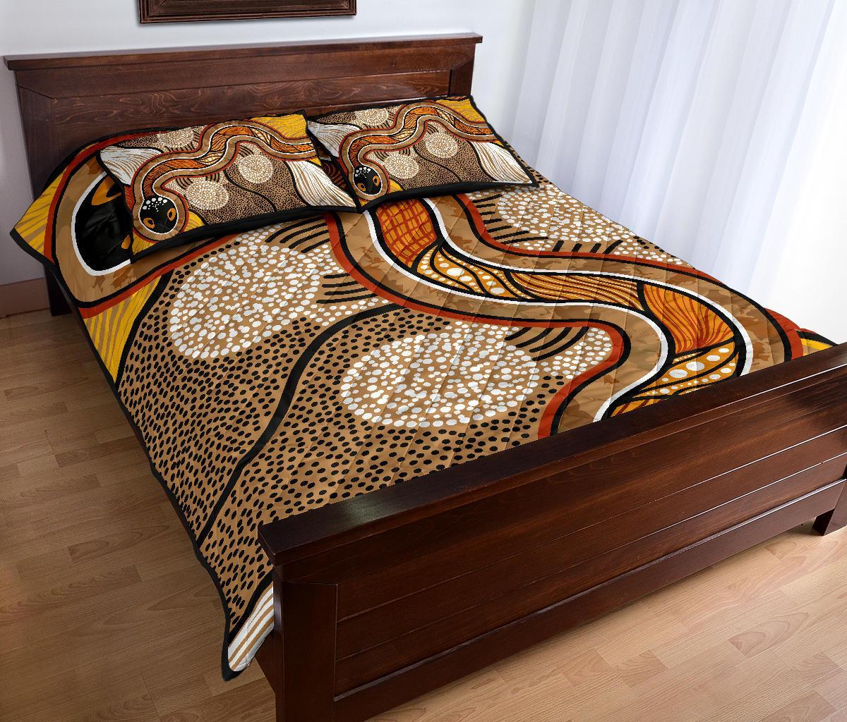 aboriginal-quilt-bed-set-indigenous-snake-vintage-stye