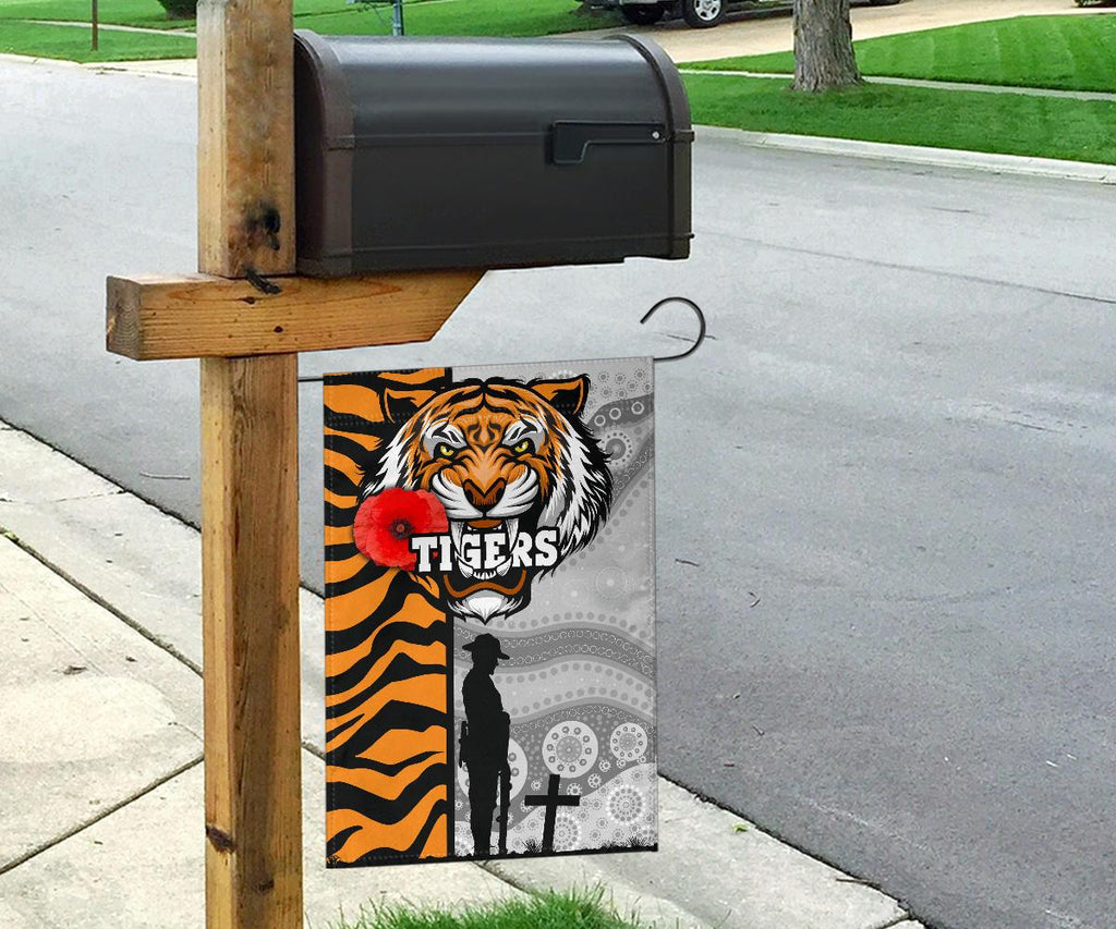 custom-personalised-tigers-flag-wests-anzac-day-tiger-skin-style