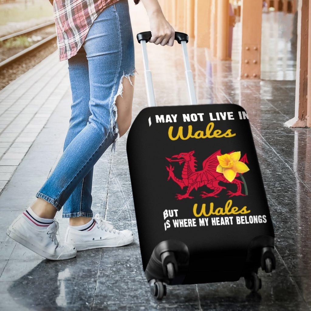 wales-where-my-heart-belongs-luggage-cover