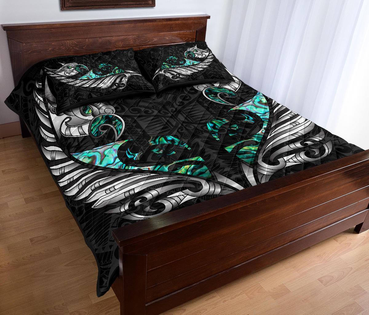 new-zealand-quilt-bed-set-manaia-paua-fern-wing-white