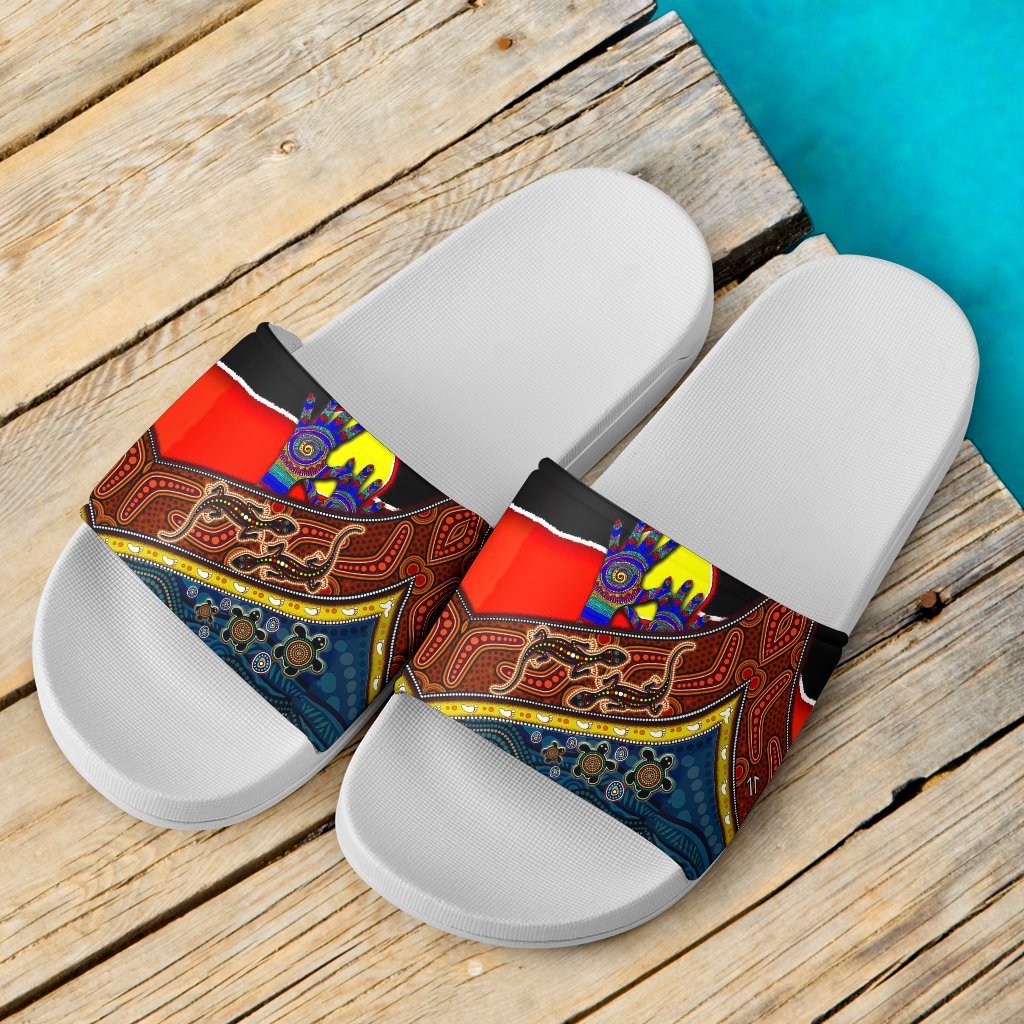 slide-sandals-australians-together