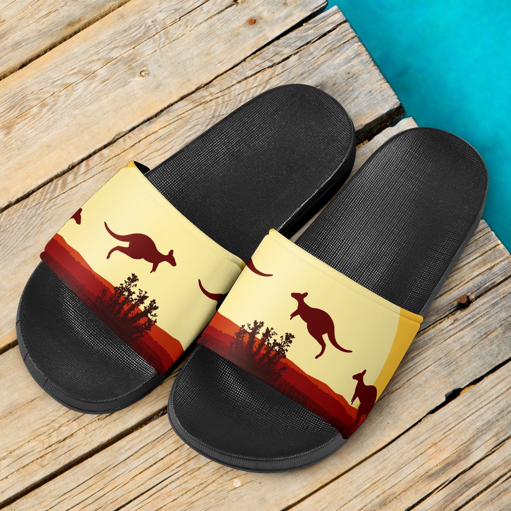 slide-sandals-kangaroo-sun-dot-painting