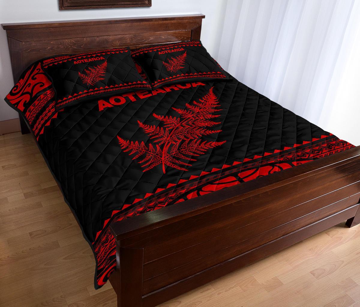 aotearoa-new-zealand-maori-quilt-bed-set-silver-fern-red