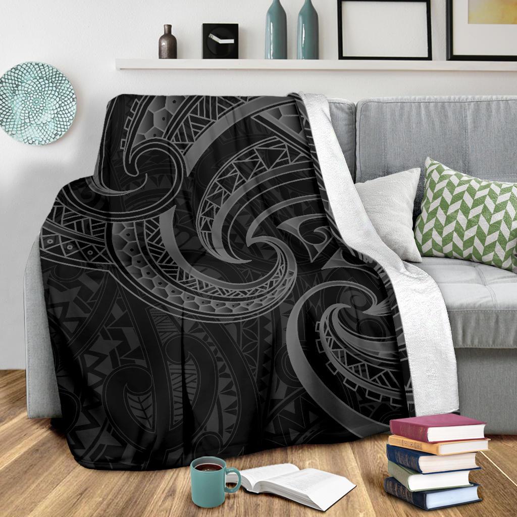 new-zealand-maori-mangopare-premium-blanket-polynesian-black