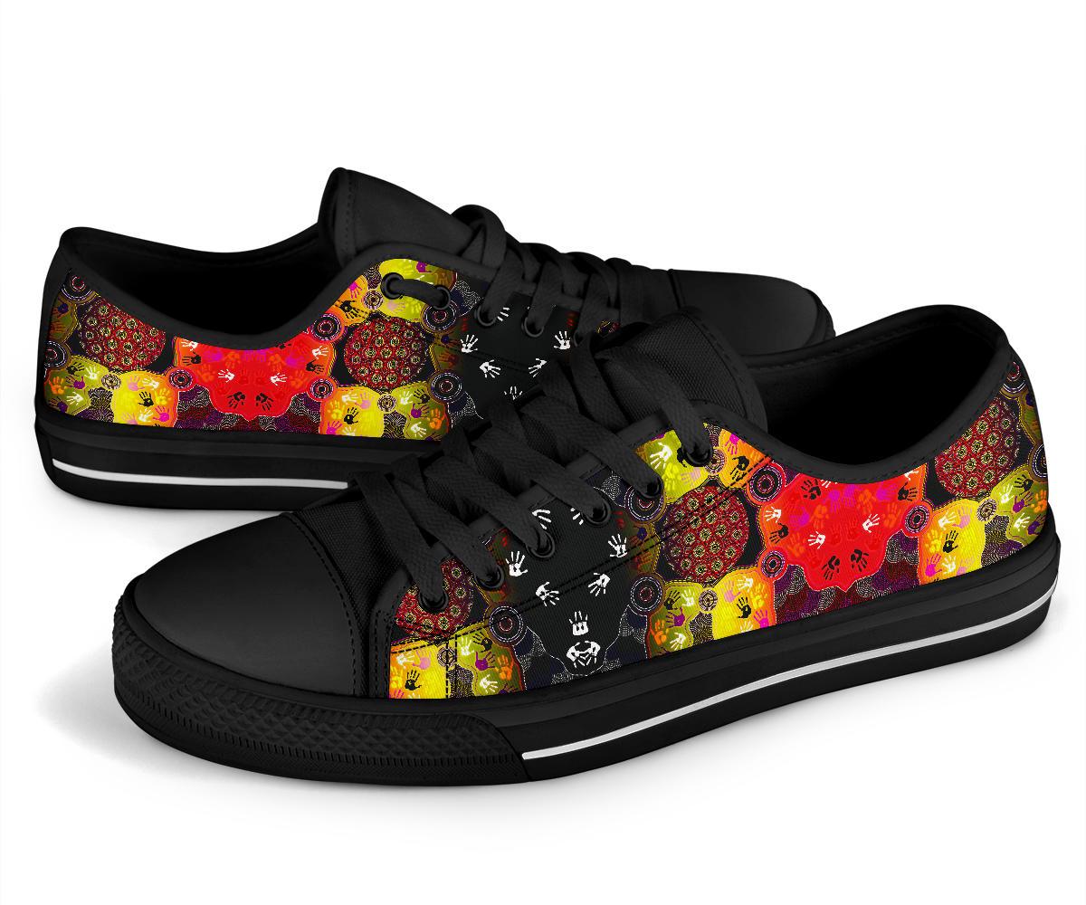 aboriginal-low-top-shoes-indigenous-circle-dot-painting-hand-art