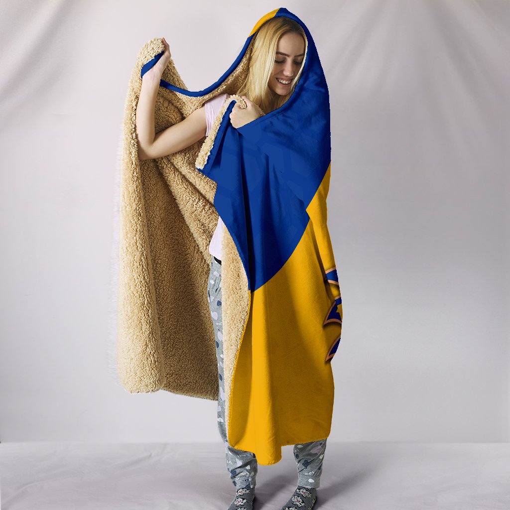 eagles-hooded-blanket-west-coast-gold